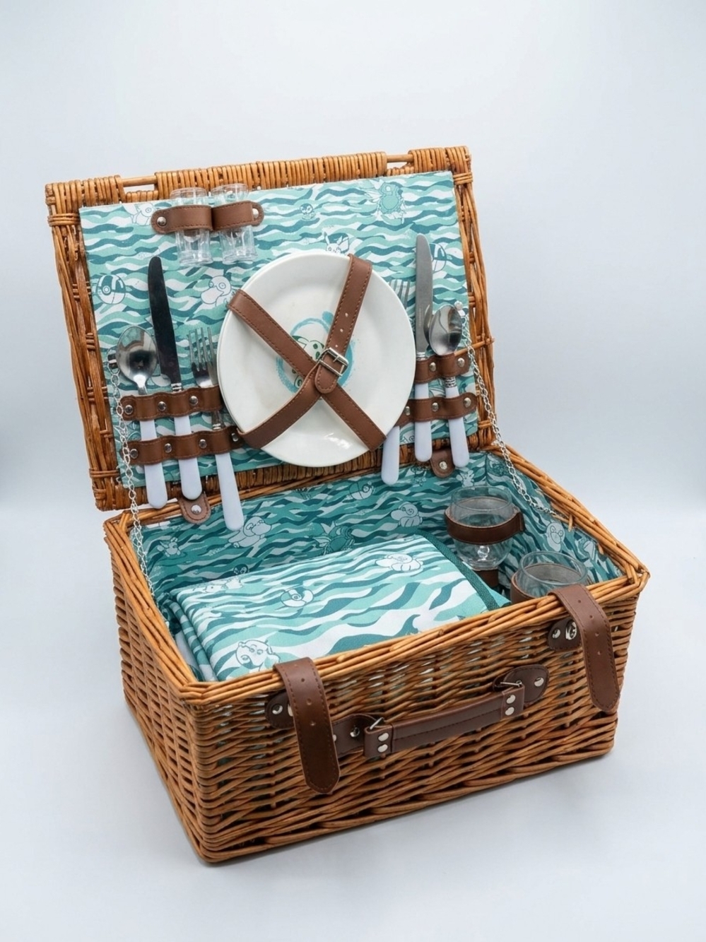 Pokémon Wicker Picnic Basket Complete Dining Set Plates Cups Utensils RARE